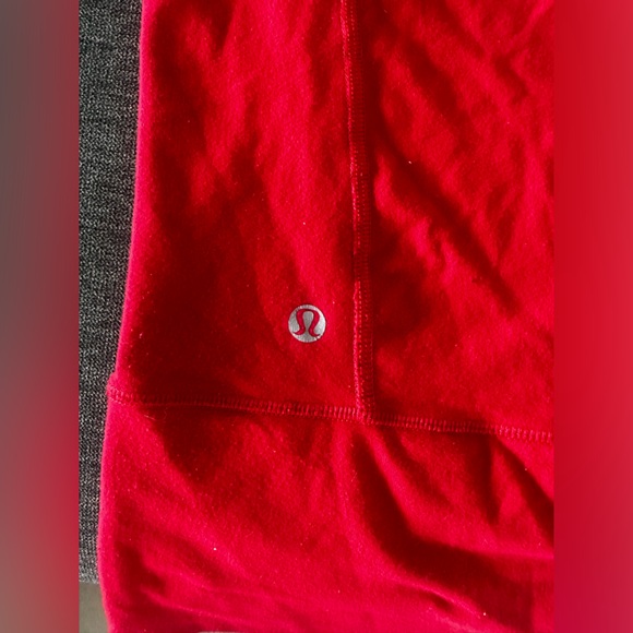 Long  Lululemon sweater - Picture 3 of 5